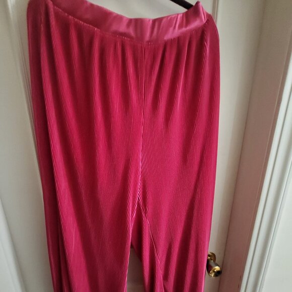 torrid Pants - Torrid Pink Plisse High-Rise Wide-Leg Pants - Size 1 (1x or 14-16)